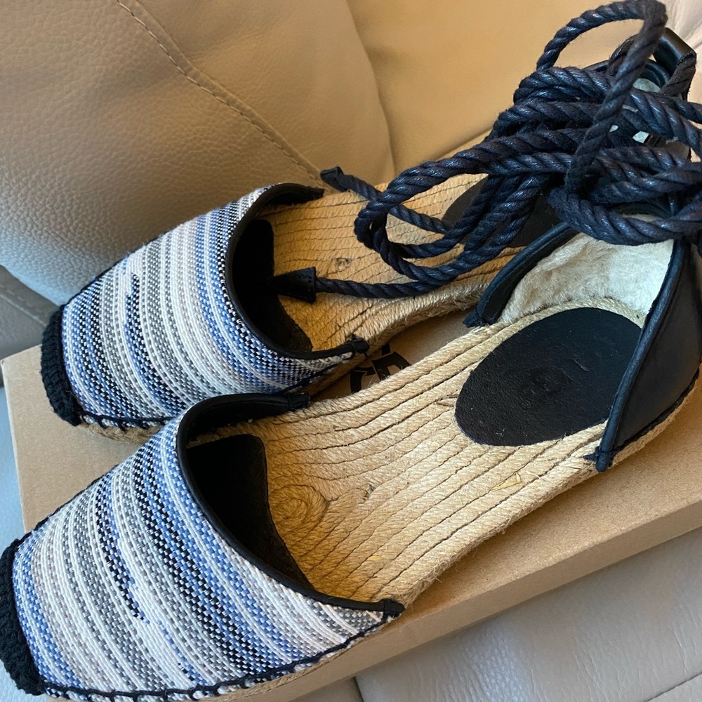 Ugg flat espadrille size 6
